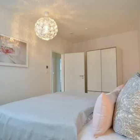 Grey House Apartamento *