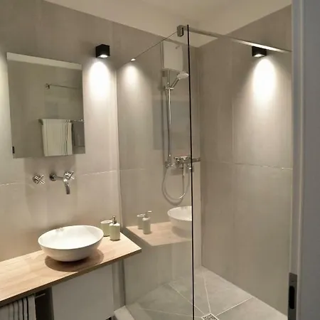 Grey House * Großbeeren